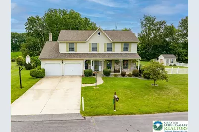 410 E Mayfield Circle, Bethlehem City, PA 18020 - Photo 1