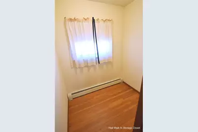 122 E Plainfield Avenue, Pen Argyl, PA 18072 - Photo 13