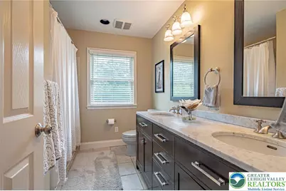 6301 Oakwood Circle, Upper Saucon Township, PA 18036 - Photo 31