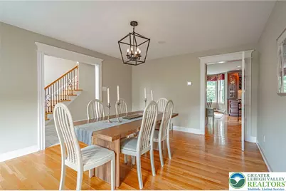 6301 Oakwood Circle, Upper Saucon Township, PA 18036 - Photo 9