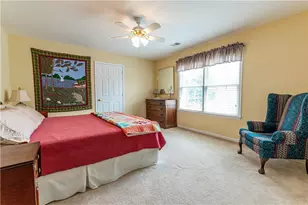 47 Edinburgh Dr, Easton, PA 18045 - Photo 37