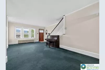 121 E Elm Street, Emmaus Boro, PA 18049 - Photo 7
