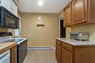 2275 Irma Dr, Allentown City, PA 18109 - Photo 17