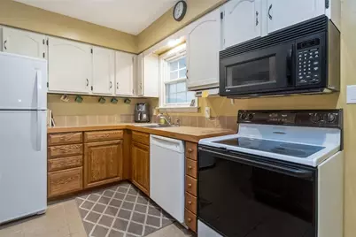 2275 Irma Drive, Allentown City, PA 18109 - Photo 5