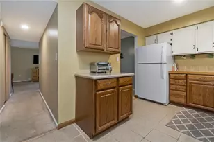 2275 Irma Dr, Allentown City, PA 18109 - Photo 17
