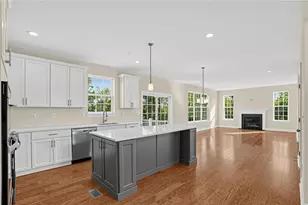 5199 Surrey Ct, Lower Macungie Township, PA 18104 - Photo 3