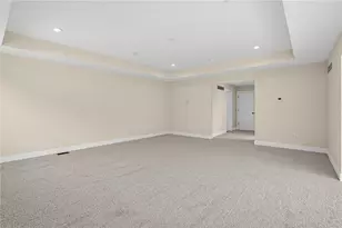 5199 Surrey Ct, Lower Macungie Township, PA 18104 - Photo 21