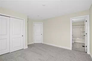 5199 Surrey Ct, Lower Macungie Township, PA 18104 - Photo 17