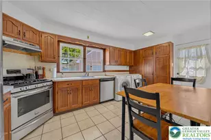 1933 Eastman Ave, Bethlehem City, PA 18018 - Photo 15