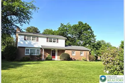 2145 Mark Twain Circle, Hanover Twp, PA 18017 - Photo 3