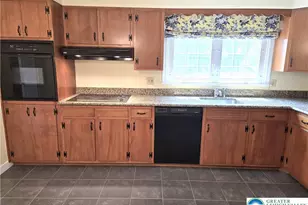 2145 Mark Twain Cir, Hanover Twp, PA 18017 - Photo 13