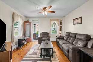 108 George St, Pen Argyl Boro, PA 18072 - Photo 5