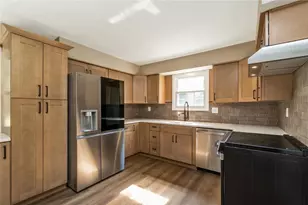 1105 Brentwood Ave, Bethlehem City, PA 18017 - Photo 15