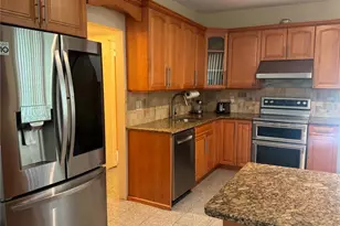 26 Center Ave, Mount Pocono, PA 18344 - Photo 5