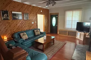 26 Center Ave, Mount Pocono, PA 18344 - Photo 3