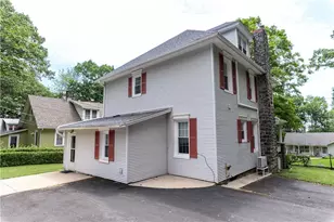 26 Center Ave, Mount Pocono, PA 18344 - Photo 33