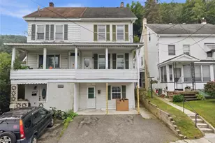 223 W High St, Nesquehoning, PA 18240 - Photo 1