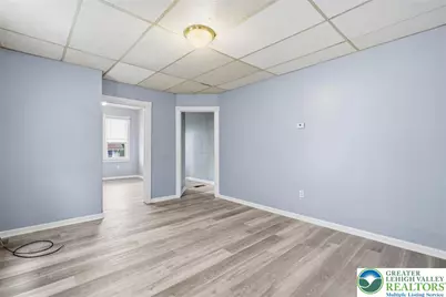 223 W High Street, Nesquehoning, PA 18240 - Photo 11