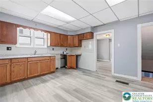 223 W High St, Nesquehoning, PA 18240 - Photo 7