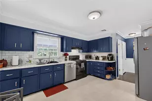 1527 Bayberry Ln, Bethlehem City, PA 18018 - Photo 15