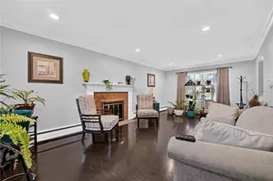 1527 Bayberry Ln, Bethlehem City, PA 18018 - Photo 9