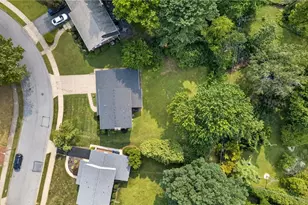 1527 Bayberry Ln, Bethlehem City, PA 18018 - Photo 41