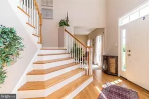 1876 Sycamore Dr, Milford Twp, PA 18951 - Photo 3