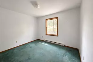 1111 Red Fox Ct, Polk Twp, PA 18333 - Photo 5