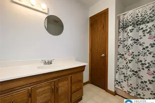 1111 Red Fox Ct, Polk Twp, PA 18333 - Photo 7