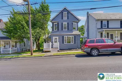 114 E High Street, Nazareth Boro, PA 18064 - Photo 5