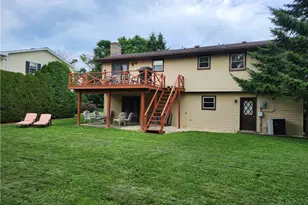 1916 Molinaro Dr, Allentown City, PA 18104 - Photo 21
