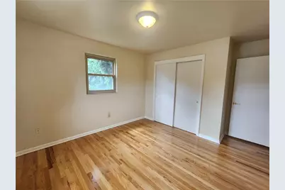 1916 Molinaro Drive, Allentown City, PA 18104 - Photo 13