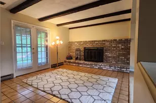 1916 Molinaro Dr, Allentown City, PA 18104 - Photo 19