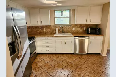 1916 Molinaro Drive, Allentown City, PA 18104 - Photo 7