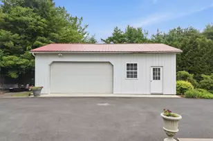 228 W Moorestown Rd, Bushkill Twp, PA 18091 - Photo 49
