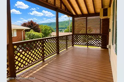 35 W Diaz Avenue, Nesquehoning, PA 18240 - Photo 13