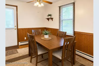 35 W Diaz Avenue, Nesquehoning, PA 18240 - Photo 5