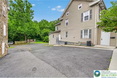 313 Main Street, Slatington Boro, PA 18080 - Photo 5