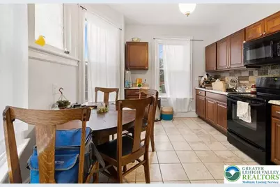 717 W Broad Street #2, Bethlehem City, PA 18018 - Photo 5