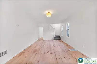 2451 Birch Street, Wilson Boro, PA 18042 - Photo 9