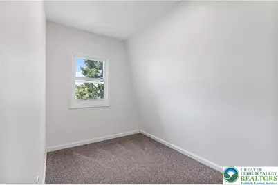 2451 Birch Street, Wilson Boro, PA 18042 - Photo 17