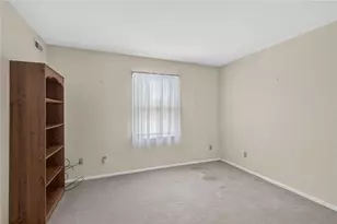 2649 Rolling Green Dr, Macungie Boro, PA 18062 - Photo 19