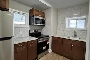 312 N 6th St, Allentown City, PA 18102 - Photo 5