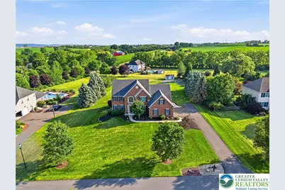 13 Country Road, Allen Township, PA 18067 - Photo 3