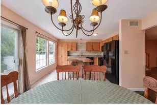 1703 Pinewind Dr, Alburtis Boro, PA 18011 - Photo 9