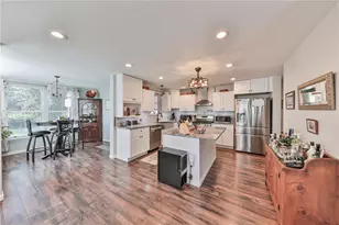 3823 Huckleberry Rd, Allentown City, PA 18104 - Photo 17