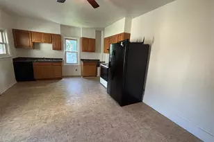 736 George St, Pen Argyl, PA 18072 - Photo 3