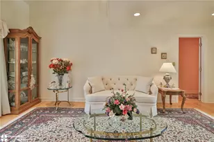 13 Winfield Ct, Palmer Twp, PA 18045 - Photo 9