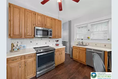 2445 W Allen Street, Allentown City, PA 18104 - Photo 17
