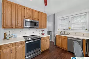 2445 W Allen St, Allentown City, PA 18104 - Photo 17